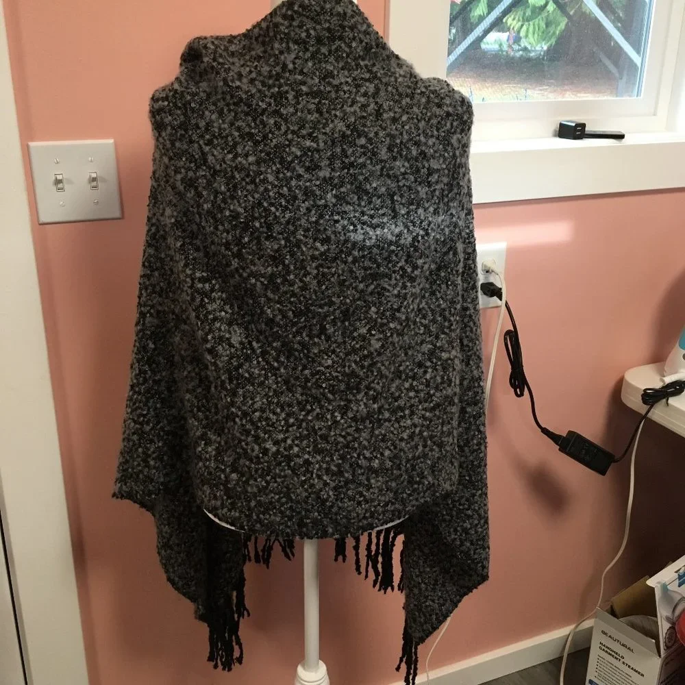 Black & Grey Textured  Fringed Blanket Scarf